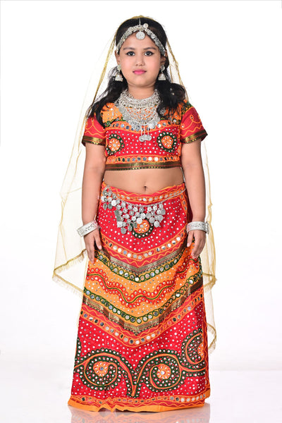 Gujrati Costume Rental Services at best price in Indore by Nrityanjali Kala  Kendra | ID: 13611838197