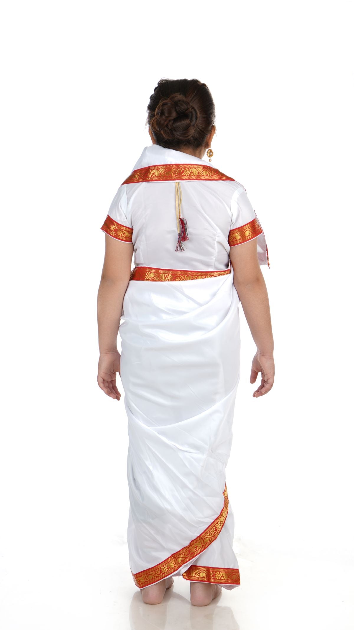 Girls White Base Bengali Fancy Dress at Rs 599 in Chennai | ID: 18926294897