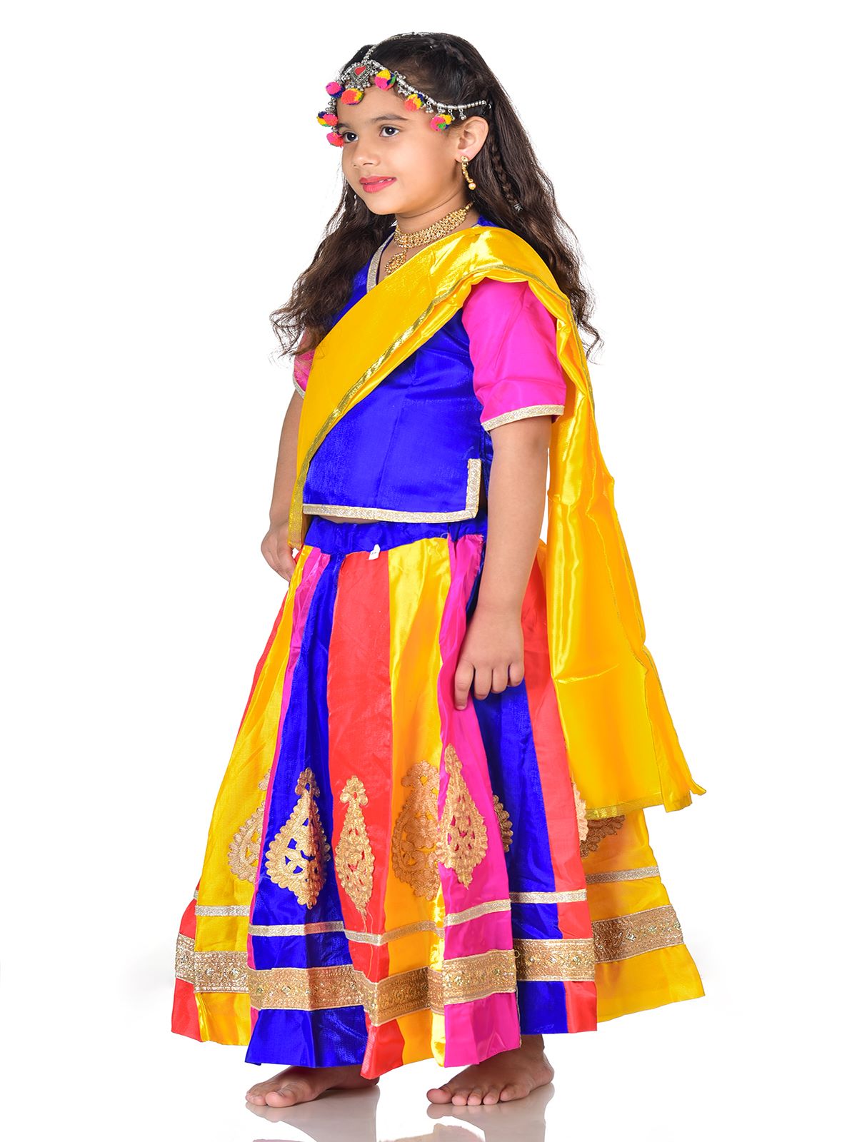 Amazon.com: AHHAAAA Kids Ethnic Cotton Blend Radha Dress Lehenga Choli  Chania Choli Set For Baby Girls 018 (Green, 5-6 Yrs): Clothing, Shoes &  Jewelry